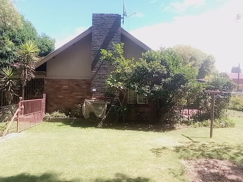 Move in Ready Vierfontein Bargain  - Photo 3