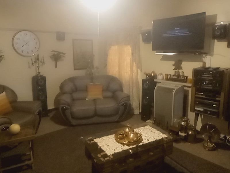 Move in Ready Vierfontein Bargain  - Photo 8