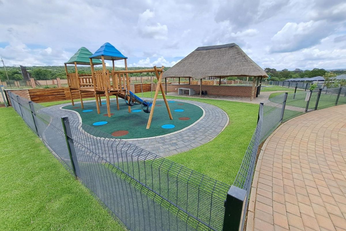 TWO BEDROOMS AND TWO BATHROOMS - Photo 5