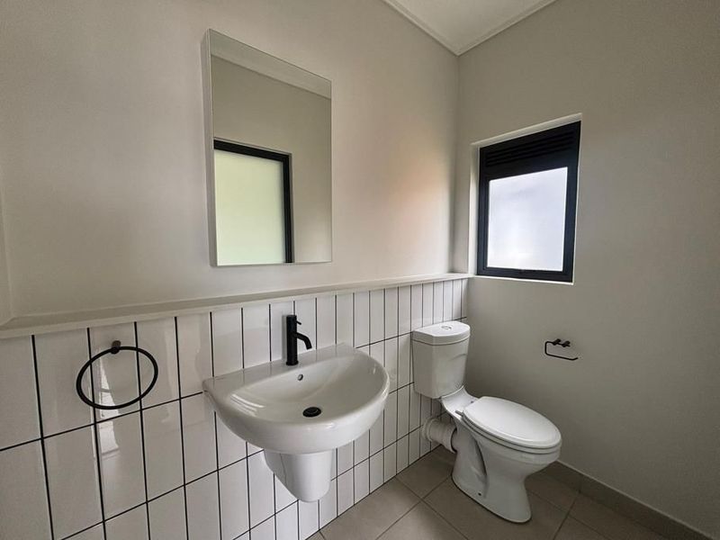 TWO BEDROOMS AND TWO BATHROOMS - Photo 10