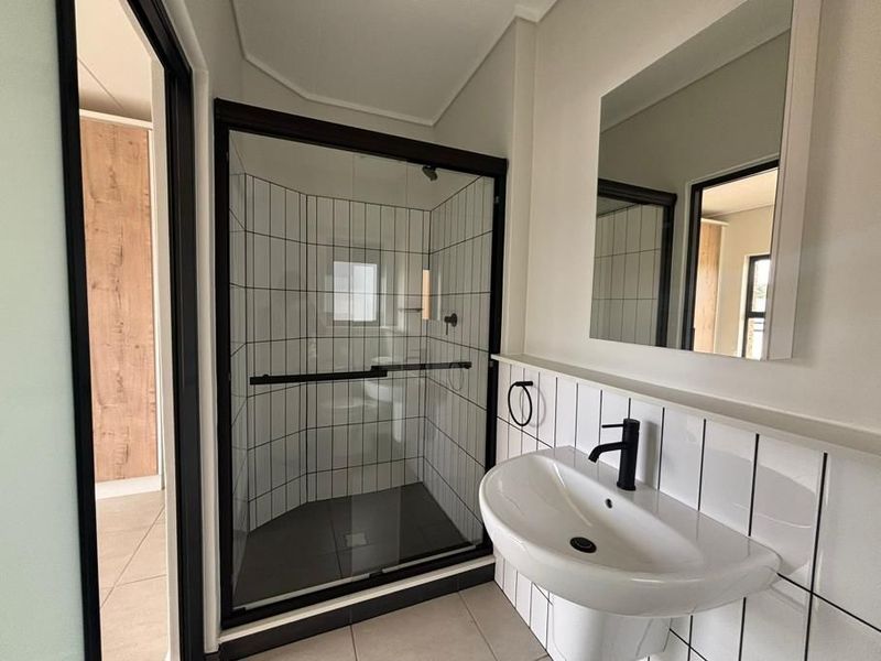 TWO BEDROOMS AND TWO BATHROOMS - Photo 8