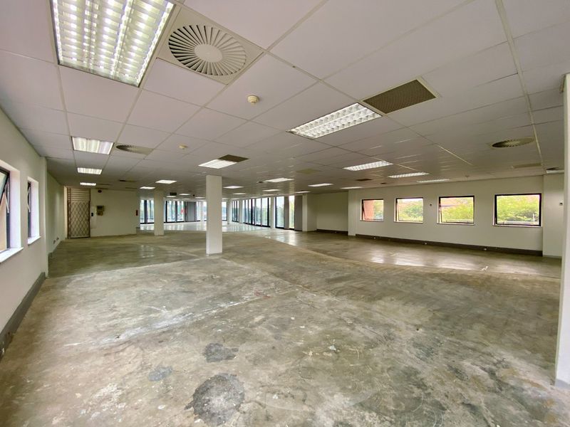 A-Grade Office Space To Let In Woodmead - Photo 3