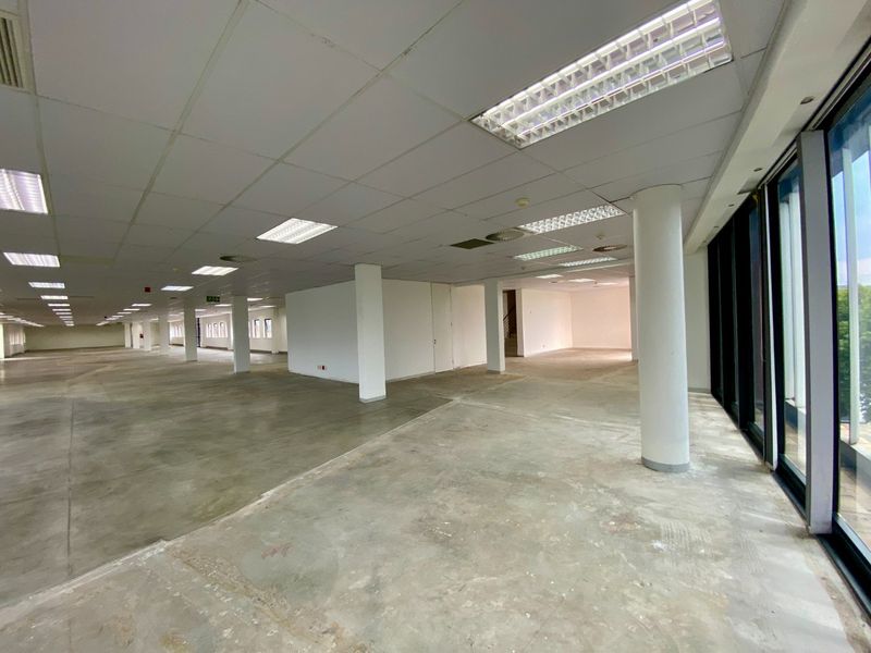 A-Grade Office Space To Let In Woodmead - Photo 8