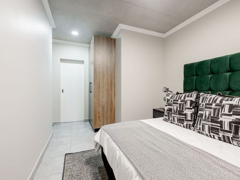 Sinoville - BUY DIRECTLY FROM THE DEVELOPER - 2 BED, 2 BATH - Photo 4