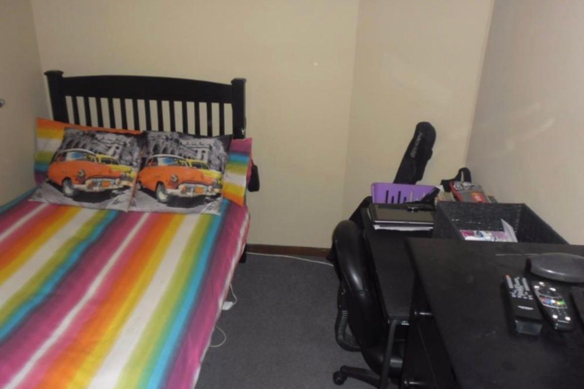 Charming 2-Bedroom Apartment in Die Hoewes, Centurion - Photo 5