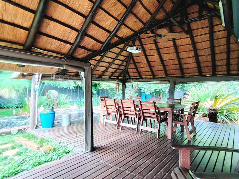 Prime 408m2 Extended Family Home with Business Potential in SW5.