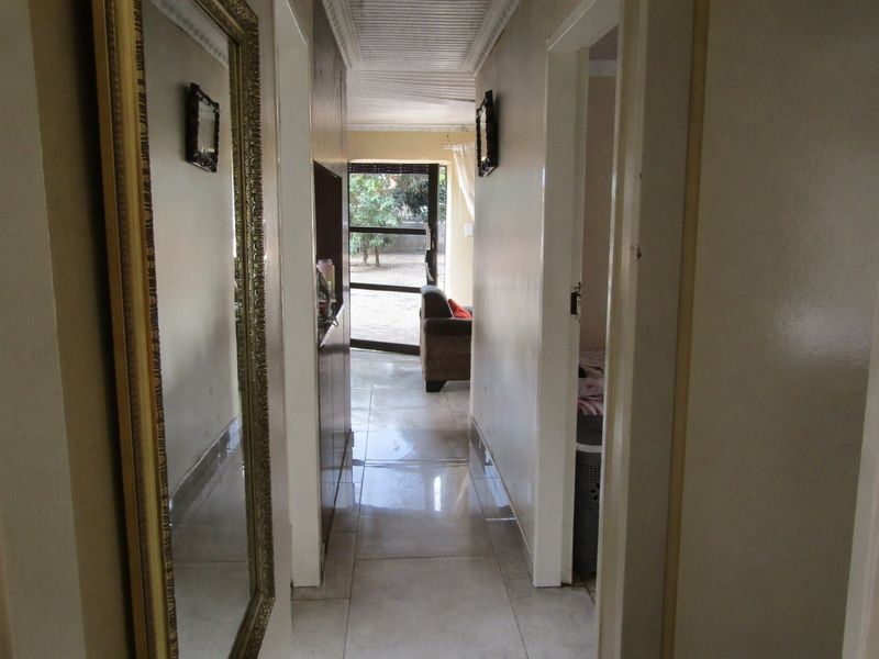 3 bedroom house for sale - Photo 3