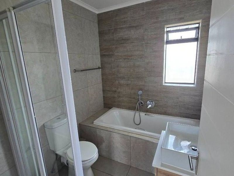 2 bedroom & 2 bathroom apartment for sale direct from the developer - Photo 4