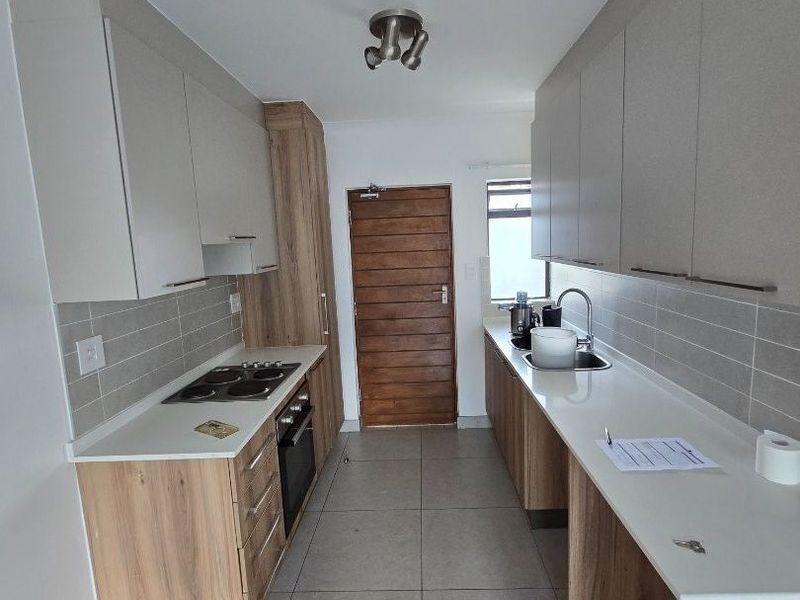 2 bedroom & 2 bathroom apartment for sale direct from the developer - Photo 2