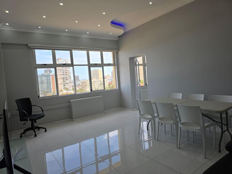 2.5 Bedrooms, 2 Bathrooms Apartment To Let In South Beach, Durban - Photo 5