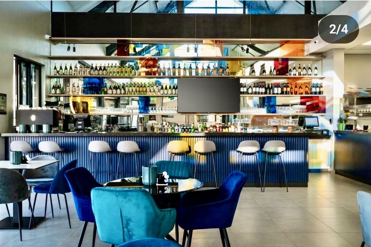 Ultra modern and secure lifestyle. - Photo 5