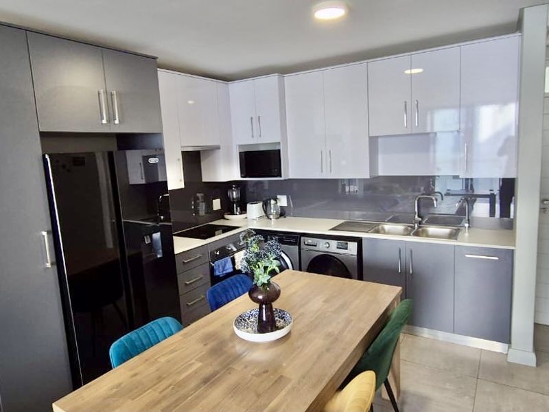 Ultra modern and secure lifestyle. - Photo 7