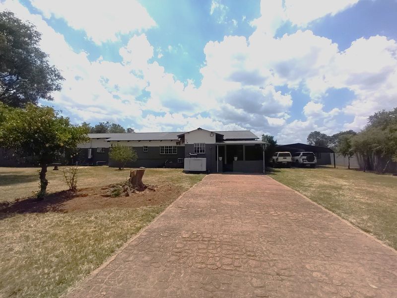 21ha Off-Grid Farm with Multiple Homes & Farming Infrastructure - Photo 2