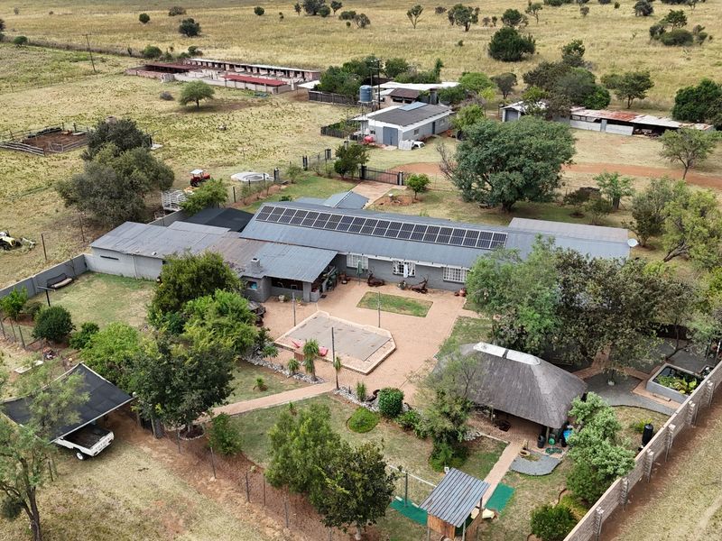 21ha Off-Grid Farm with Multiple Homes & Farming Infrastructure - Photo 1