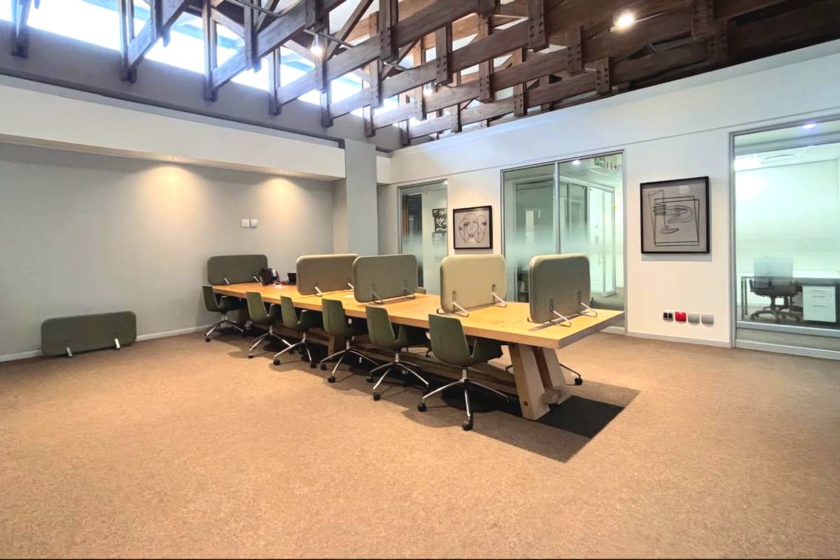 LYNNWOOD BRIDGE - Flexible rental options - Premium Office & Coworking Space!  - Photo 5
