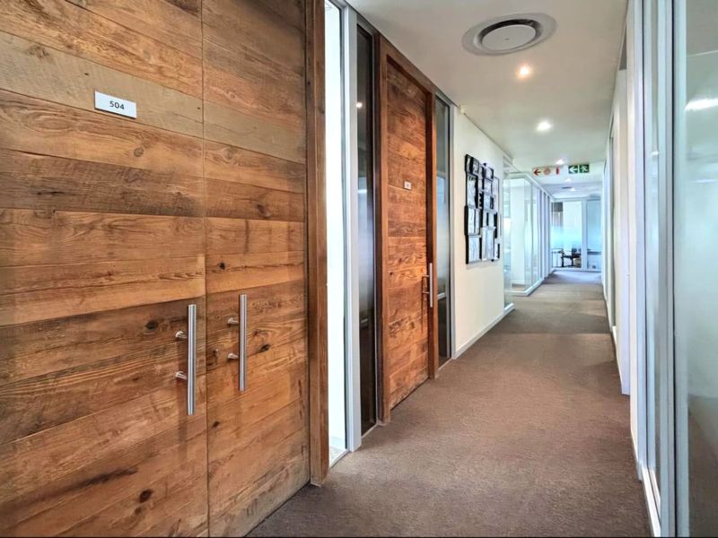 LYNNWOOD BRIDGE - Flexible rental options - Premium Office & Coworking Space!  - Photo 3