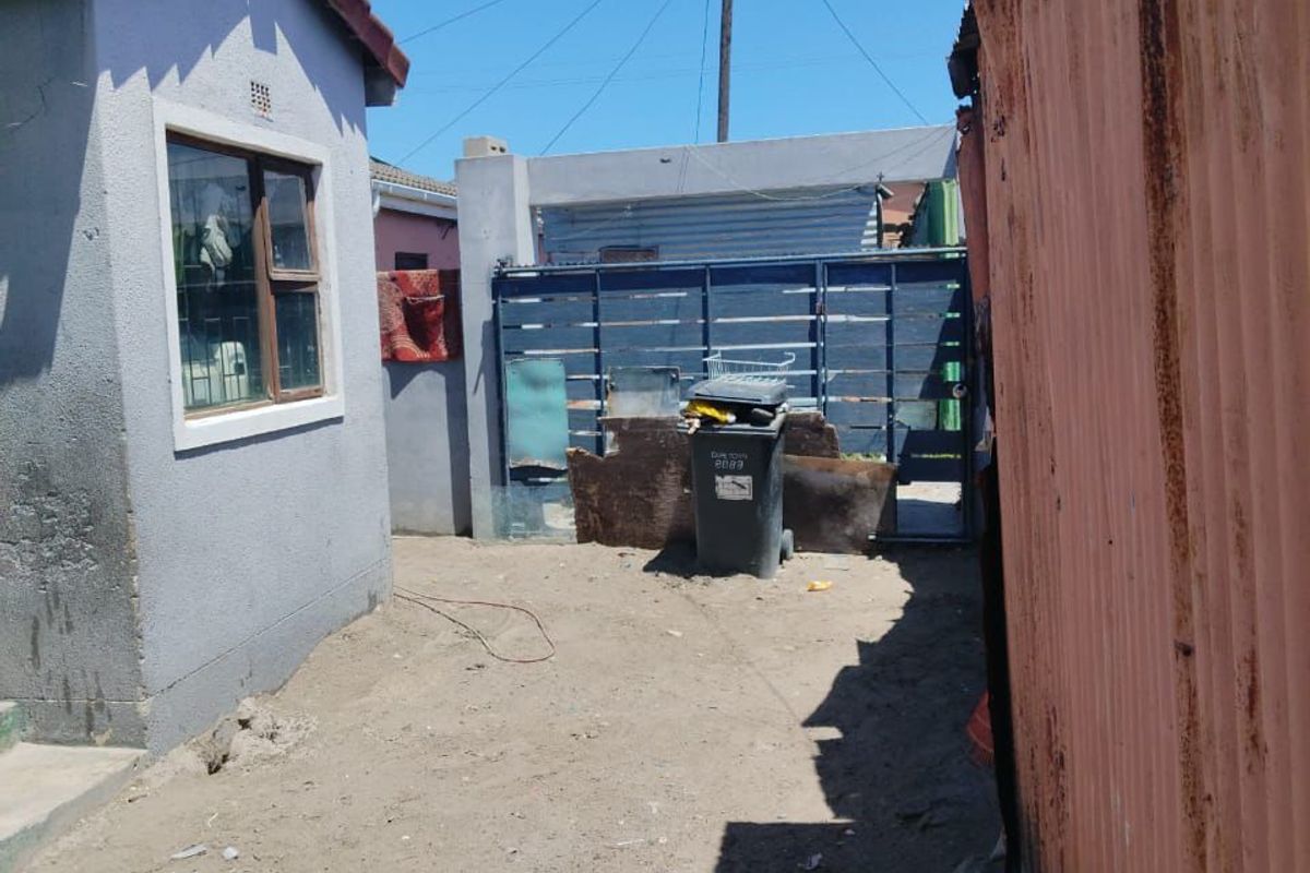 2-Bedroom Home for Sale in Site C, Khayelitsha - Photo 2