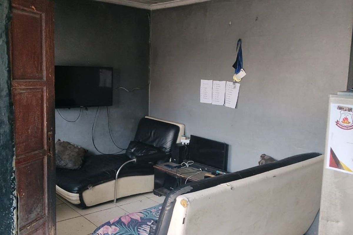 2-Bedroom Home for Sale in Site C, Khayelitsha - Photo 5