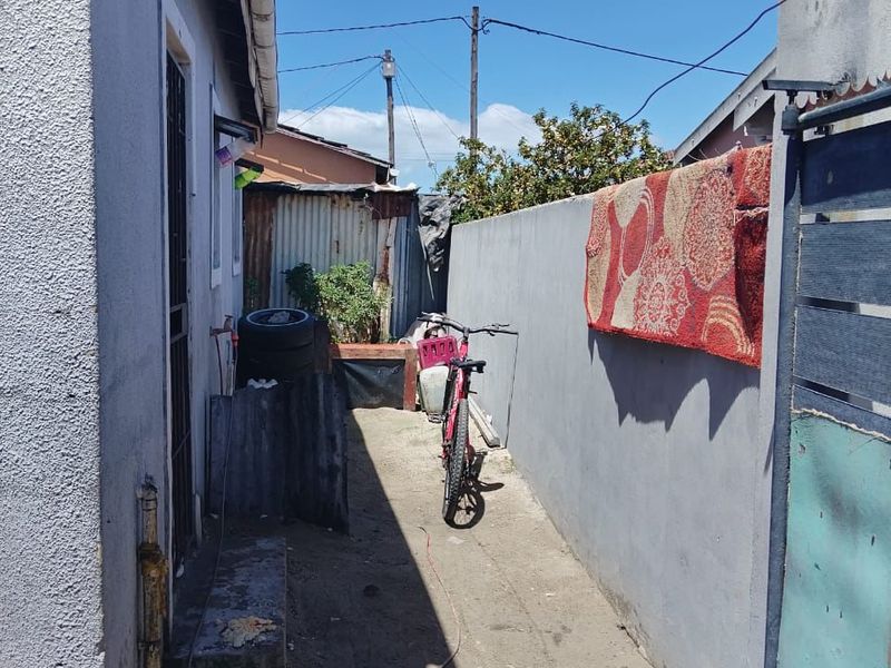 2-Bedroom Home for Sale in Site C, Khayelitsha - Photo 3