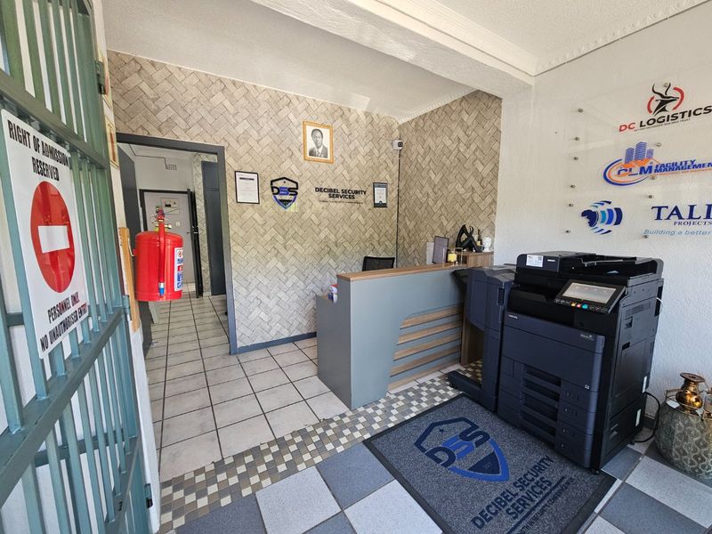 Stunning, Professional Offices For Sale - Photo 5