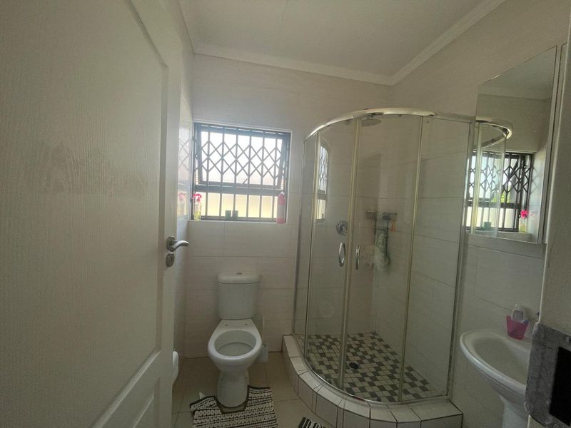 3 Bedroom House For Sale in Klerksoord - Photo 10