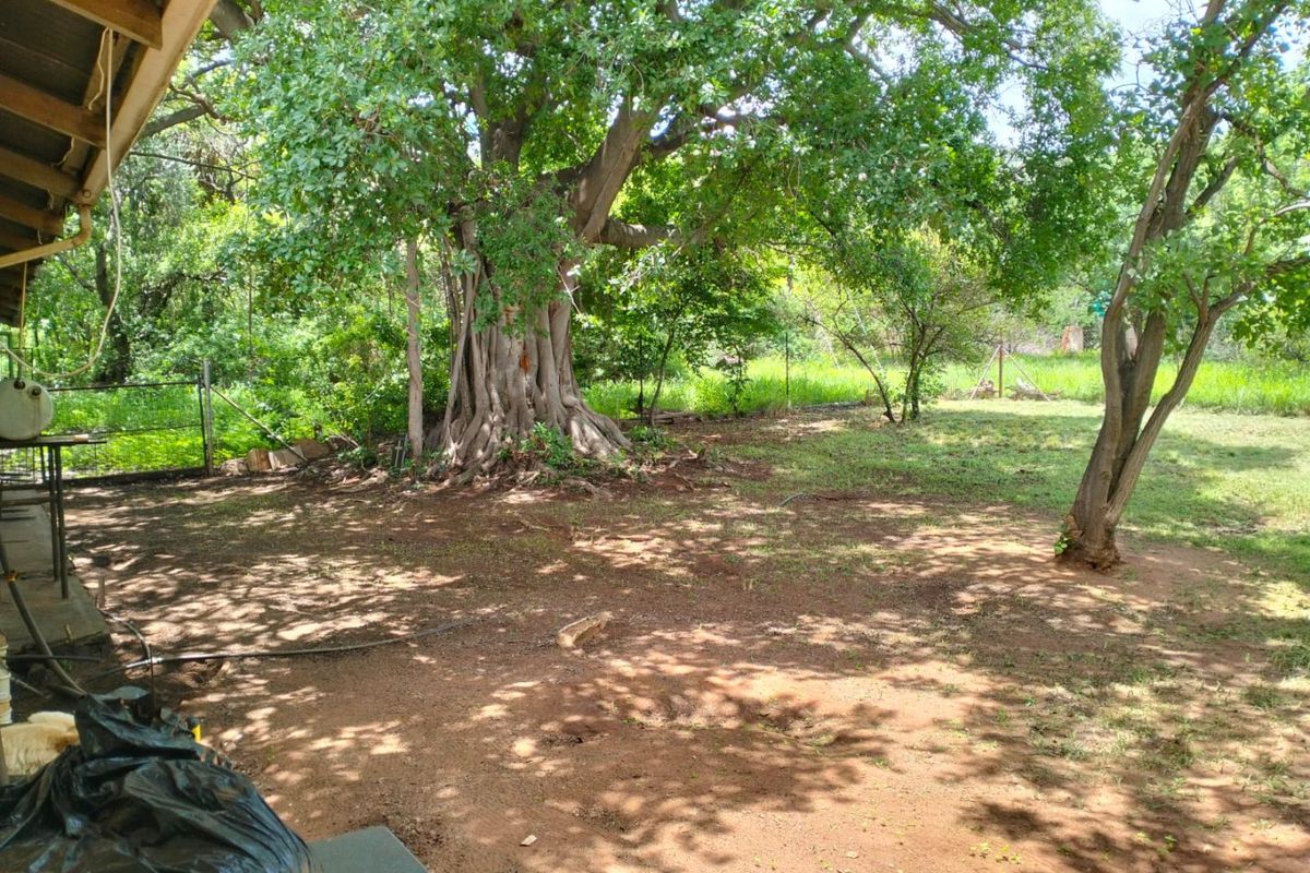 6.4ha Smallholding | 3-Phase Eskom | Borehole | Development Opportunity – Hartbeespoort Rural - Photo 5