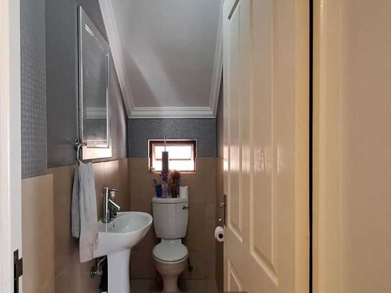 3 Bedroom House for Sale in Fourways – Sandton - Photo 10