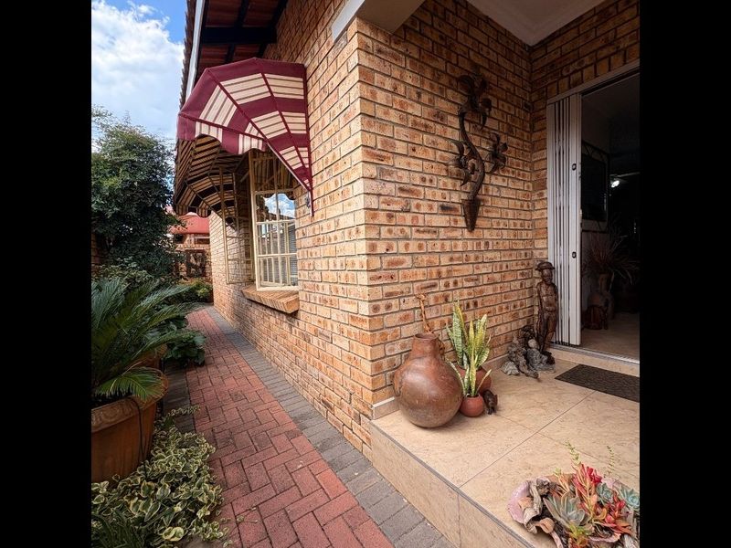 Contemporary Comfort in  Flimieda. - Photo 2