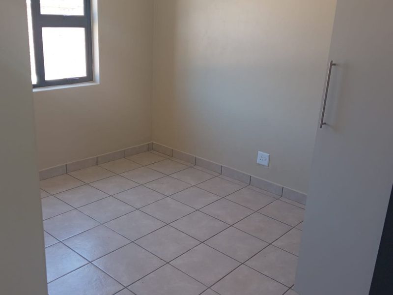 2 Bedroom 1 Bathroom Ground apartment for Sale. - Photo 10