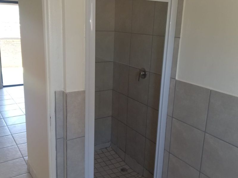 2 Bedroom 1 Bathroom Ground apartment for Sale. - Photo 8