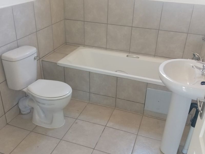 2 Bedroom 1 Bathroom Ground apartment for Sale. - Photo 7