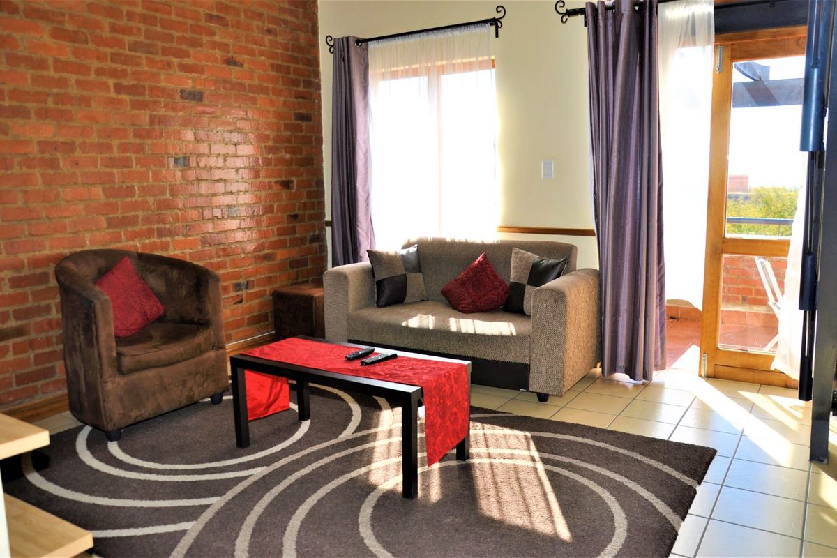 Elevate Your Lifestyle at Hilltop Lofts with a Fully Furnished 1-Bedroom Loft for Rent in Midrand  - Photo 2