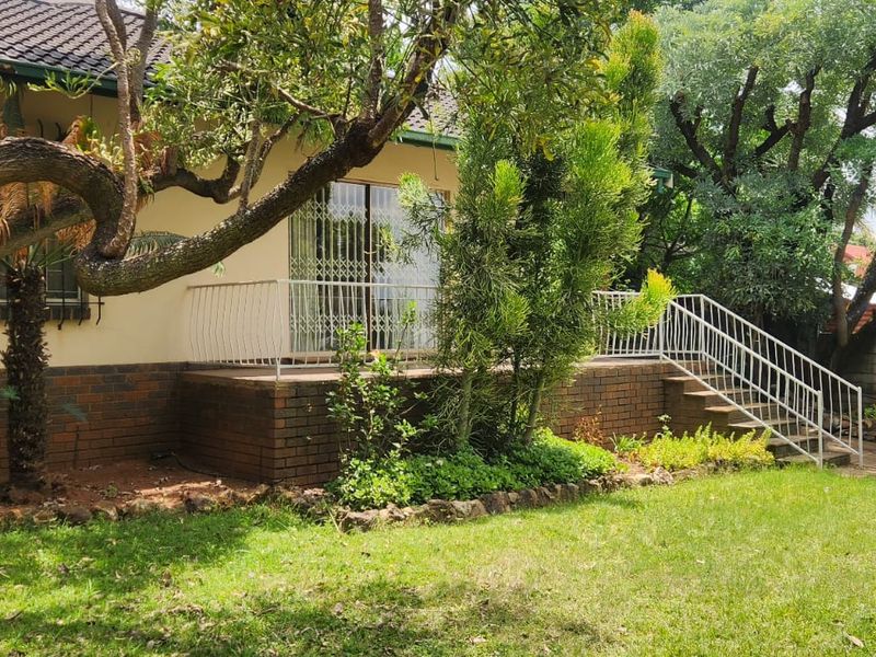 3 Bedroom Family Home For sale  - Photo 2