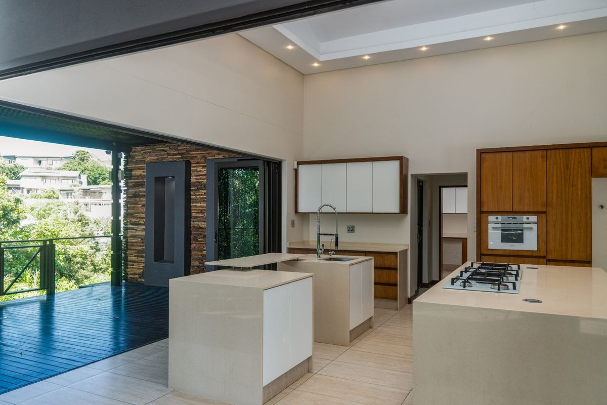 Modern Elegance in a Tranquil Setting - Photo 4