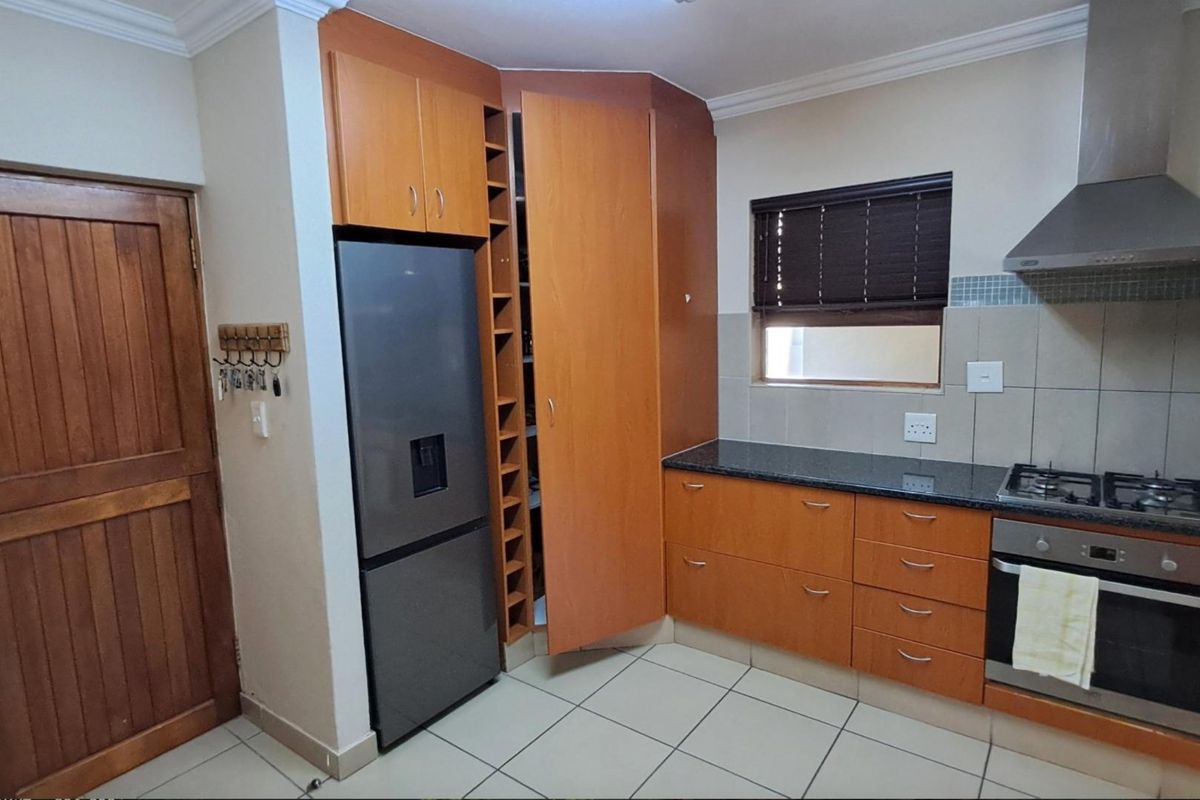 3 Bedroom House for sale In Broadacress - Photo 3