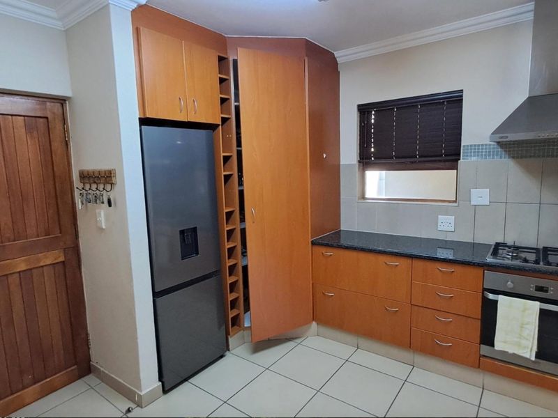 3 Bedroom House for sale In Broadacress - Photo 3