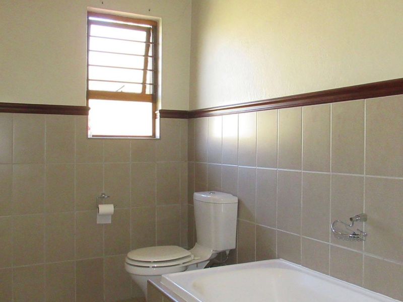 3 Bedroom House for sale In Broadacress - Photo 9