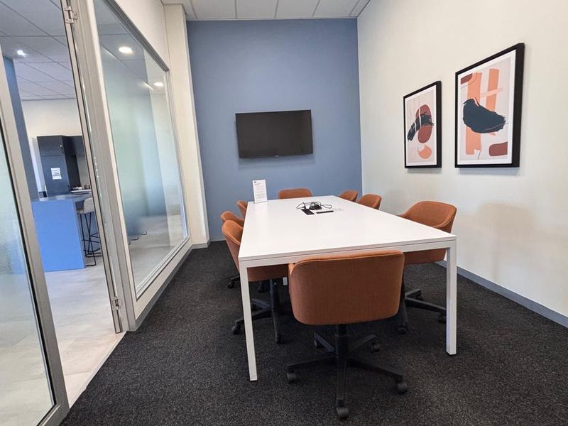 Moreleta Park - Flexible terms - Premium Office & Coworking Space! - Photo 4