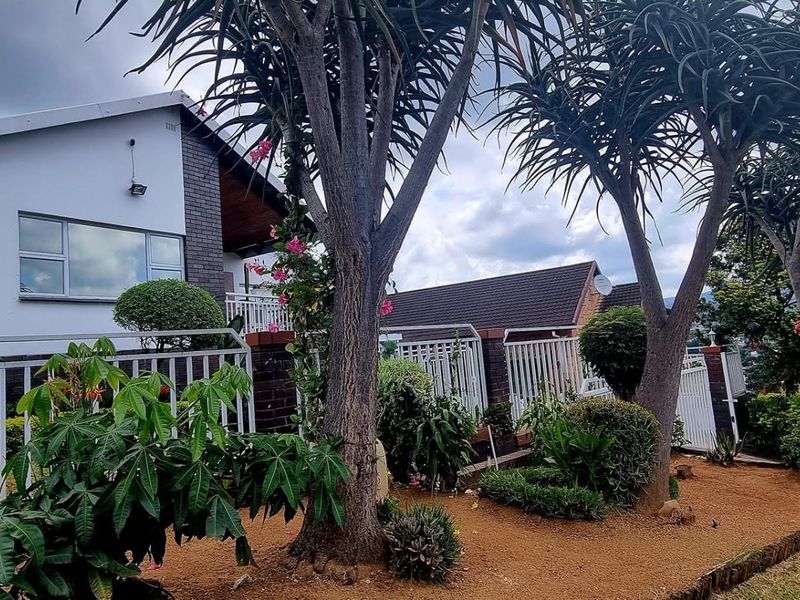 A cherished home of over 44 Years  - Photo 2