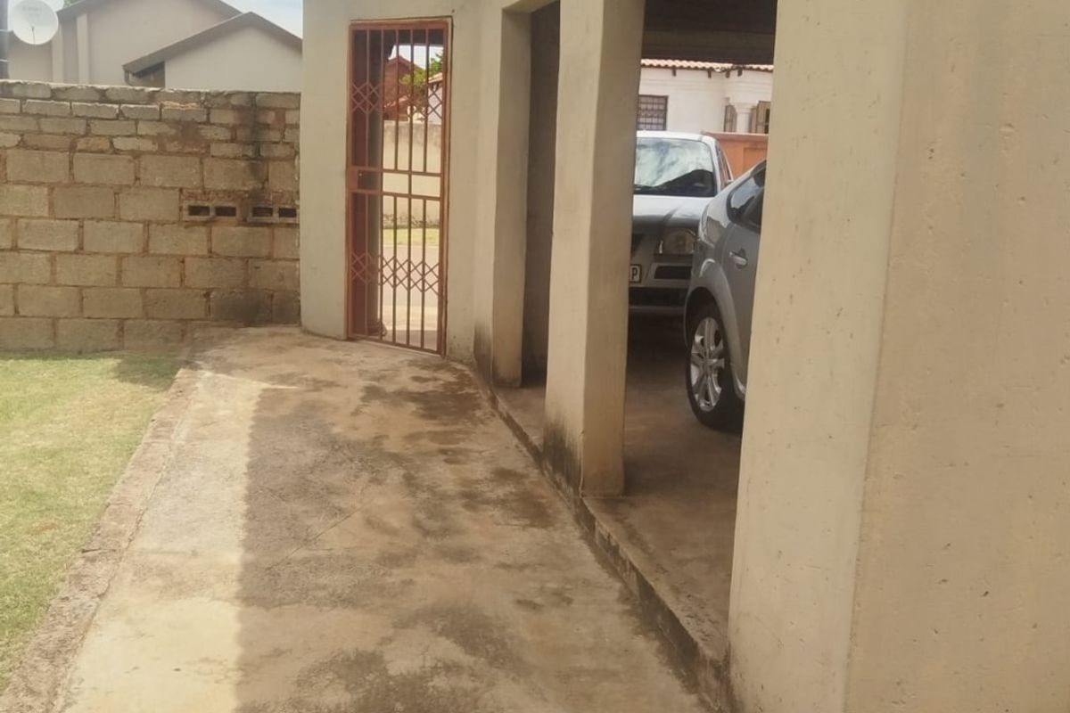 READY TO MOVE FOR BEGINNERS OR FRESH START ON LIFE - Photo 4