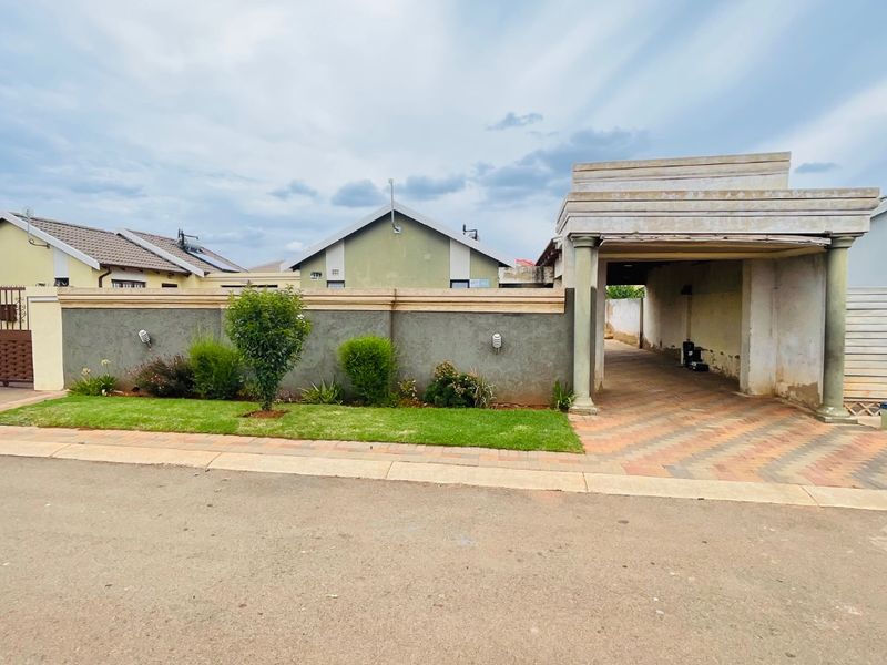 THIS CHARMING 2BEDROOM HOUSE FOR SALE IN SKY CITY - Photo 9