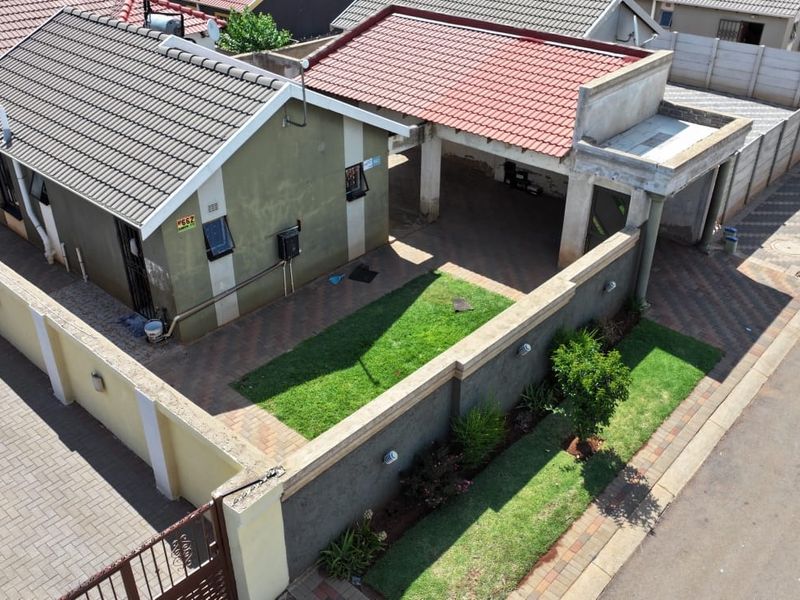 THIS CHARMING 2BEDROOM HOUSE FOR SALE IN SKY CITY - Photo 4