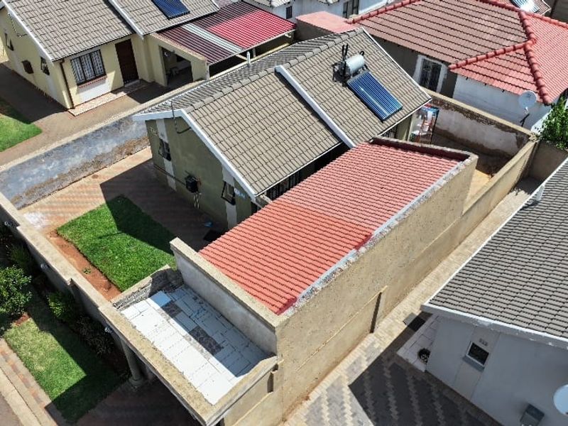 THIS CHARMING 2BEDROOM HOUSE FOR SALE IN SKY CITY - Photo 5