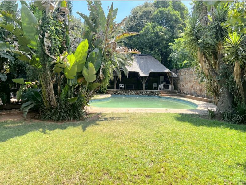 Spacious 5-Bedroom Family Haven on a 2000m2 Stand – The Perfect Place to Call Home!  - Photo 4