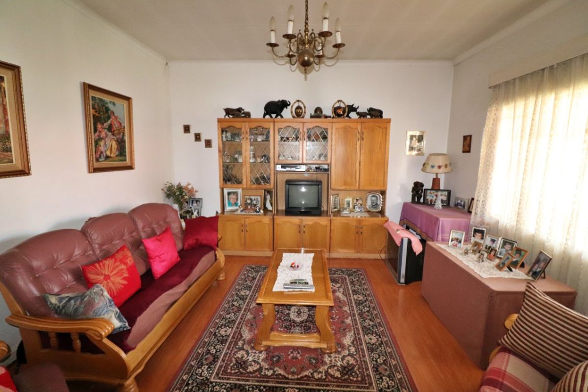 Spacious 6-Bedroom Home on a Corner Stand!  - Photo 3