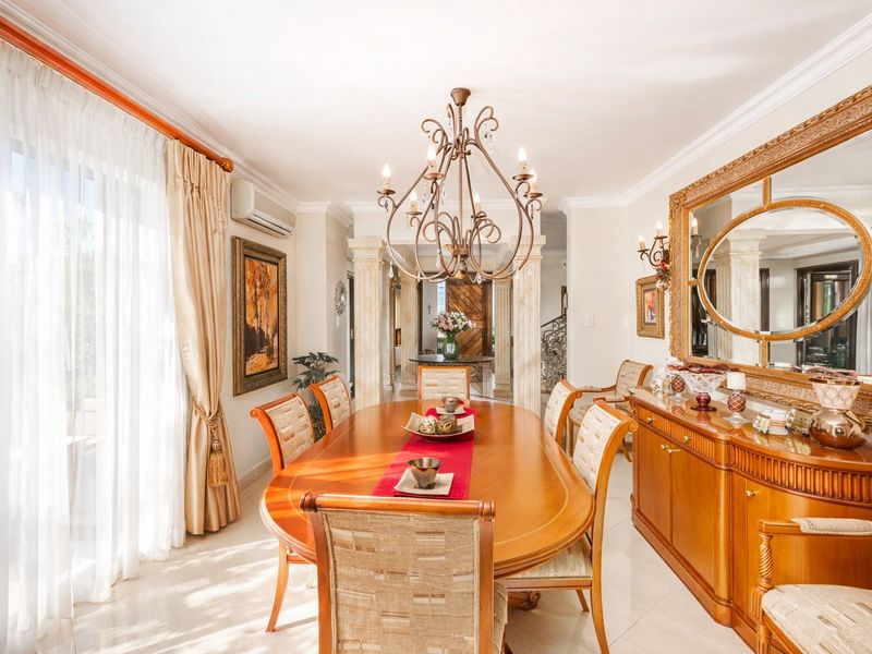 Italian-Inspired Elegance in Caribbean Beach Estate - Photo 10