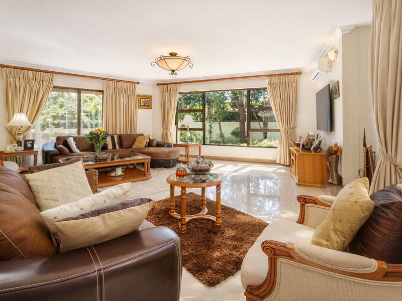 Italian-Inspired Elegance in Caribbean Beach Estate - Photo 7