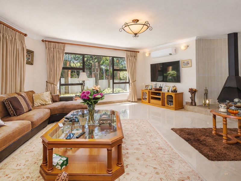 Italian-Inspired Elegance in Caribbean Beach Estate - Photo 6