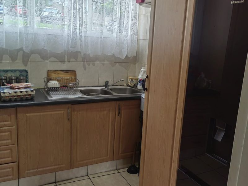 2 Bedrooms, 1 Bathroom Apartment For Sale In Pinetown, Durban - Photo 6