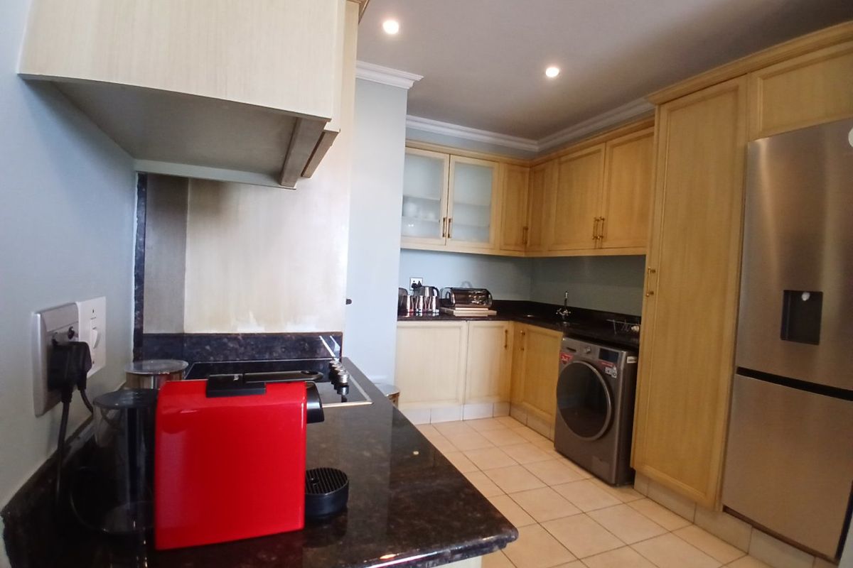 Modern Furnished 1-Bedroom Apartment for Sale at Michelangelo Towers - Photo 5